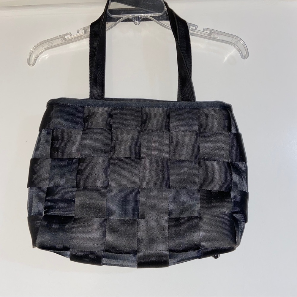seatbelt bag